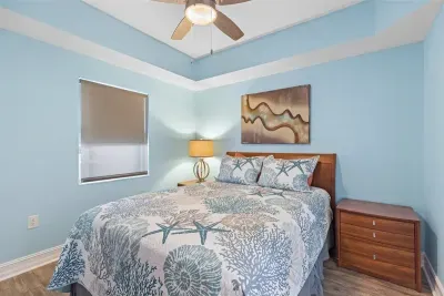 queen guest bedroom