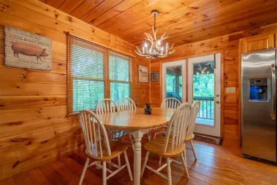 Great Escape River Retreat - image 28 of 54
