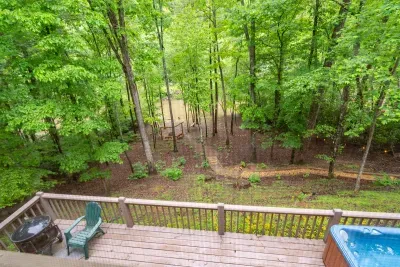 Great Escape River Retreat - image 34 of 54