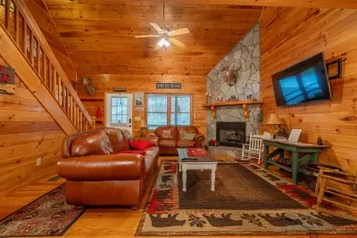 Great Escape River Retreat - image 24 of 54