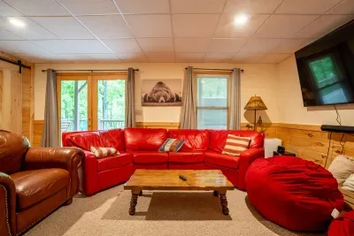Great Escape River Retreat - image 44 of 54