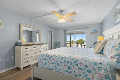 King Bed in Master