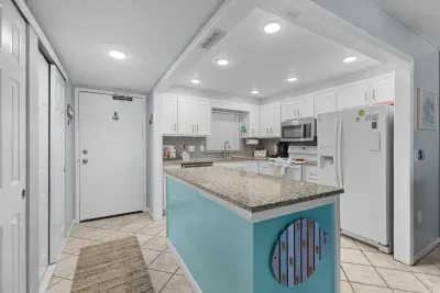 Kitchen with island
