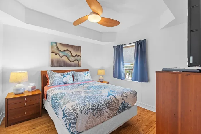 Coastal Serenity - Relaxing Beach Retreat - image 29 of 40