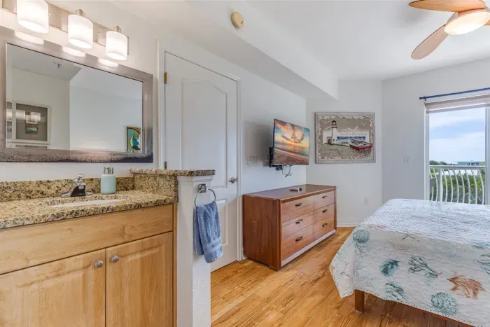 Primary BR - hotel style  in room sink