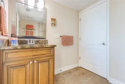 Guest Bathroom #2