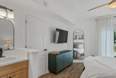 Gulfview Getaway - image 22 of 42