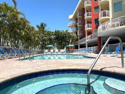 Paradise Palms Exterior 3