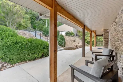 Welcome to Van Kirk Cove!