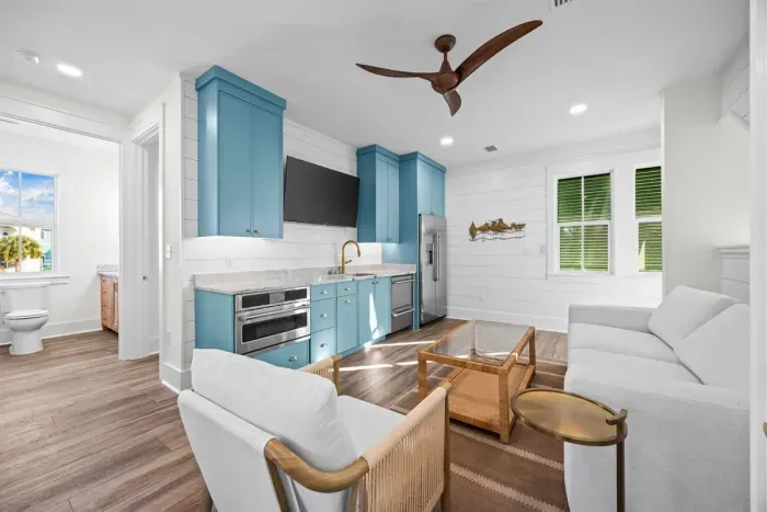 Living area with kitchenette