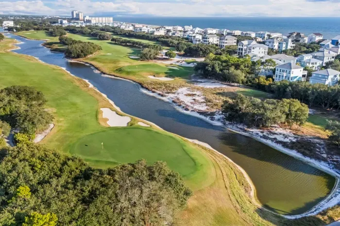 Kiva Dunes golf course (public, pay-to-play)