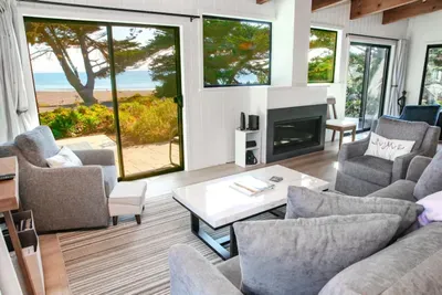 Magical Moonstone Hideway Moonstone Beach - image 16 of 42