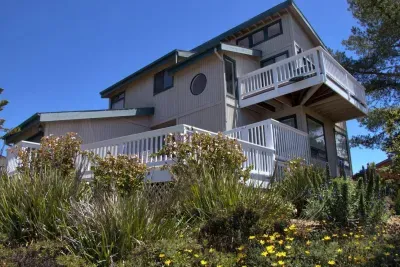 Hilltop Tranquility Lodge Hill - image 1 of 35