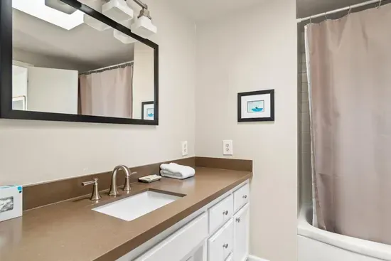 Upstairs Full Bedroom