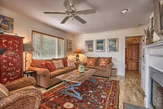 Sea View Cottage  Moonstone Beach