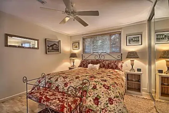 Sea View Cottage  Moonstone Beach