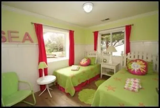 Lowest Level Twin Bedroom