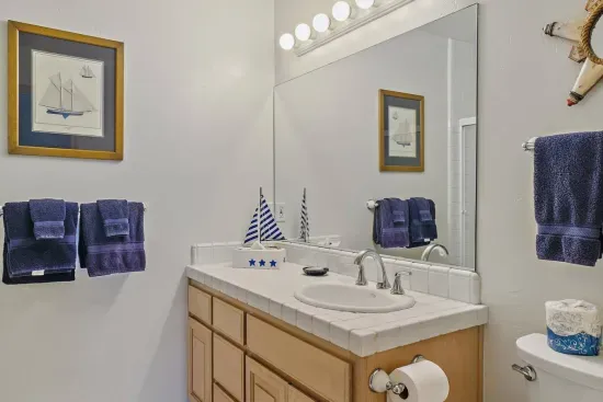 Twin Bathroom