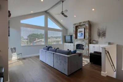 Beachside Retreat Park Hill - image 10 of 33