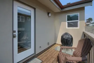 Beachside Retreat Park Hill - image 6 of 33