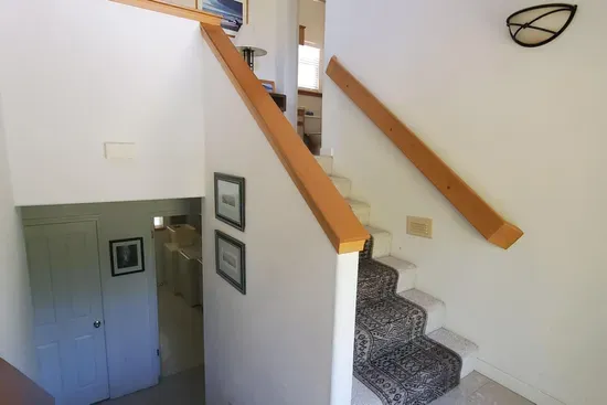 Entry Staircase