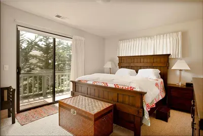Downstairs Queen Bedroom