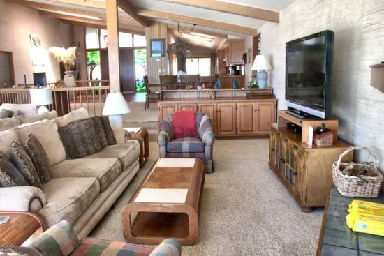 Windsor Cove Seaclift Estates