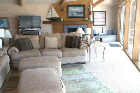 Windsor Cove Seaclift Estates