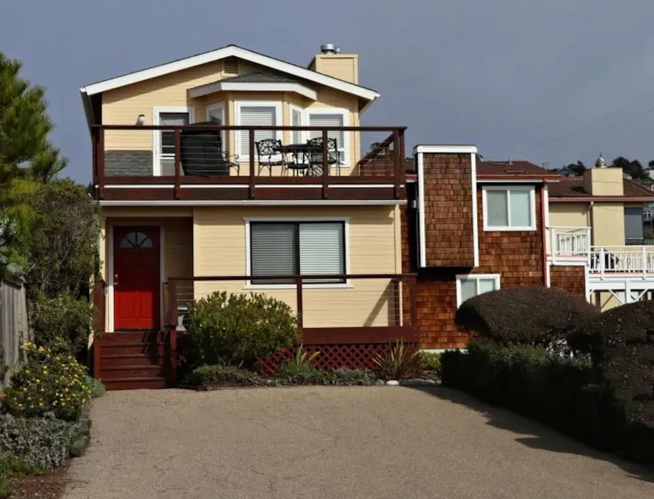 Little Yellow Beach House  Marine Terrace - image 1 of 20