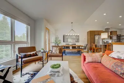 Nap on the couch or share a few cocktails with friends enjoying the peaceful view of the mountains out the window.