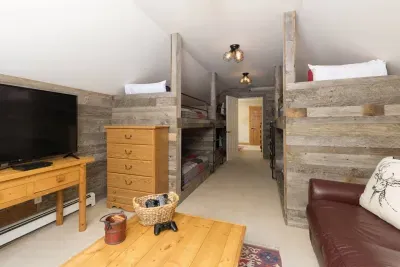 Another great hangout spot for the kids! Smart TV with PlayStation 2