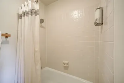 Shampoo, Conditioner, and Body Wash included