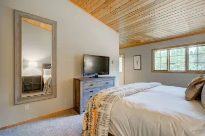 Full length mirror to make sure you look good!