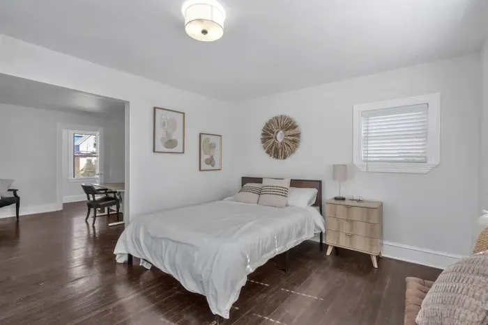 Whimsical touches and soft bedding promise a cheerful night’s rest