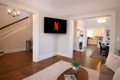 Bright, airy, and inviting. The open-plan design seamlessly connects the lounge, dining room, and kitchen, making it the perfect home base for groups and families.