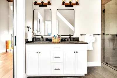 The master ensuite full bathroom, equipped with a double vanity offers the highest levels of luxury to guests!