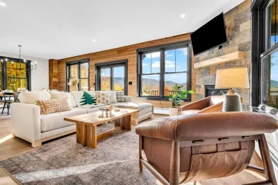 Enjoy a full open concept first floor!  Perfect for entertaining and socializing with lozed ones!