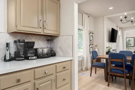 N Lee - ENTIRE HOME