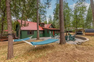 The Gingerbread House | Sauna, HotTub, Lake Access - image 64 of 89