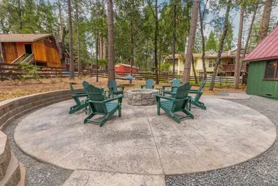 The Gingerbread House | Sauna, HotTub, Lake Access - image 36 of 89