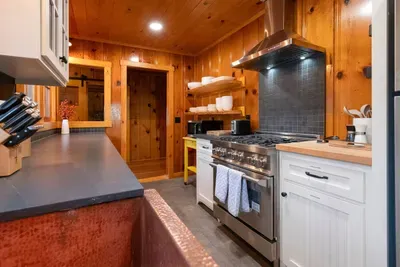 The Gingerbread House | Sauna, HotTub, Lake Access - image 24 of 89