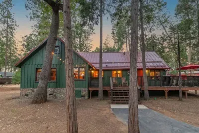 The Gingerbread House | Sauna, HotTub, Lake Access - image 72 of 89