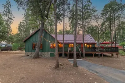 The Gingerbread House | Sauna, HotTub, Lake Access - image 69 of 89