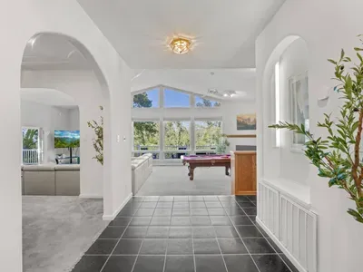 49616 Meadowwood Rd-35