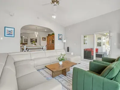 49616 Meadowwood Rd-43