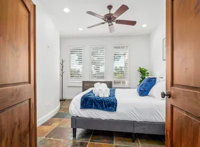 Downstairs Bedroom - One Queen Bed