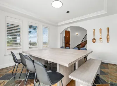 Dining room that can seat 16.