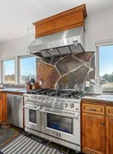 Kitchen - Double oven.