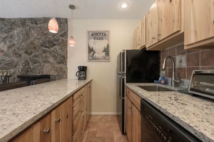 20241206031907167433000000-o