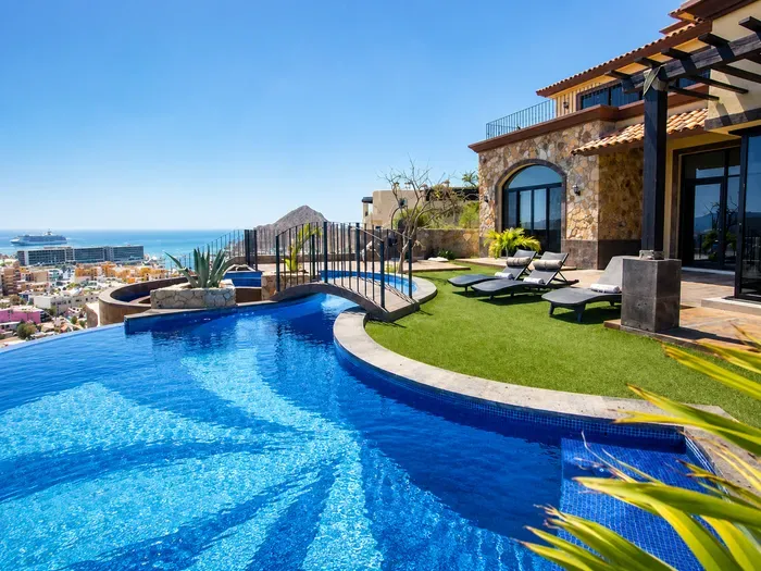 Villa Day View